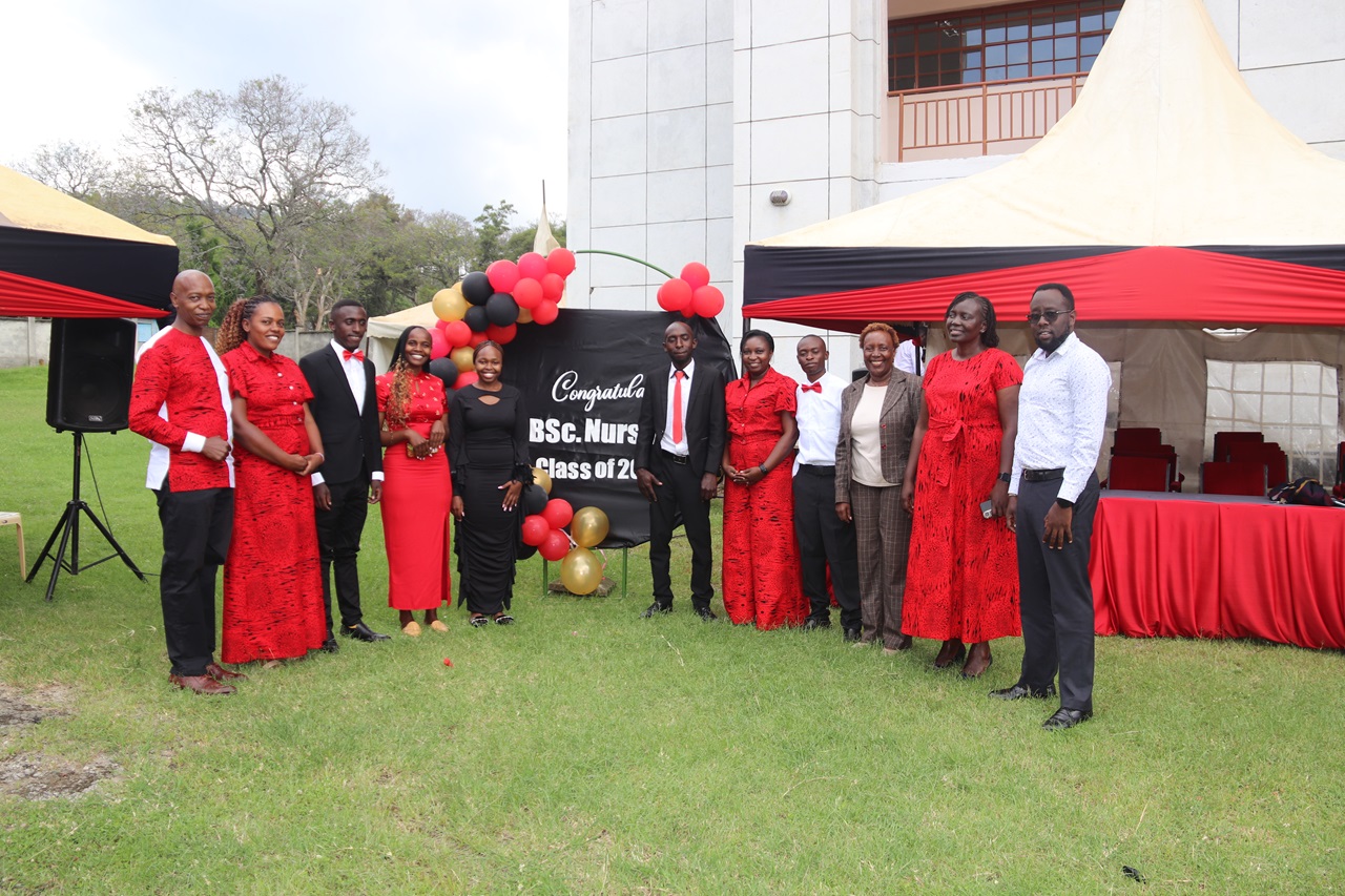 Nursing Students Take Oath of Professional Commitment
